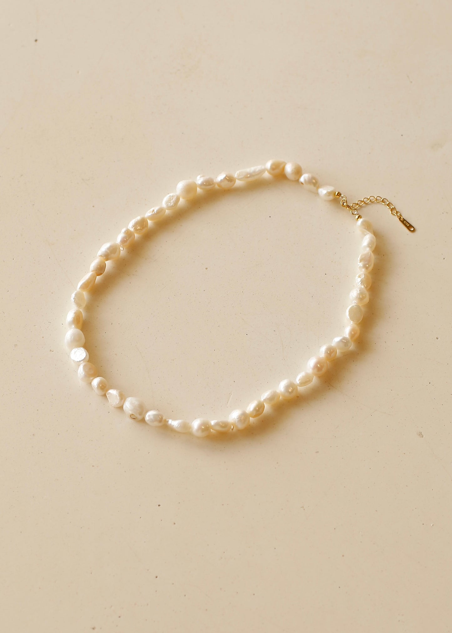 FRESHWATER PEARL necklace