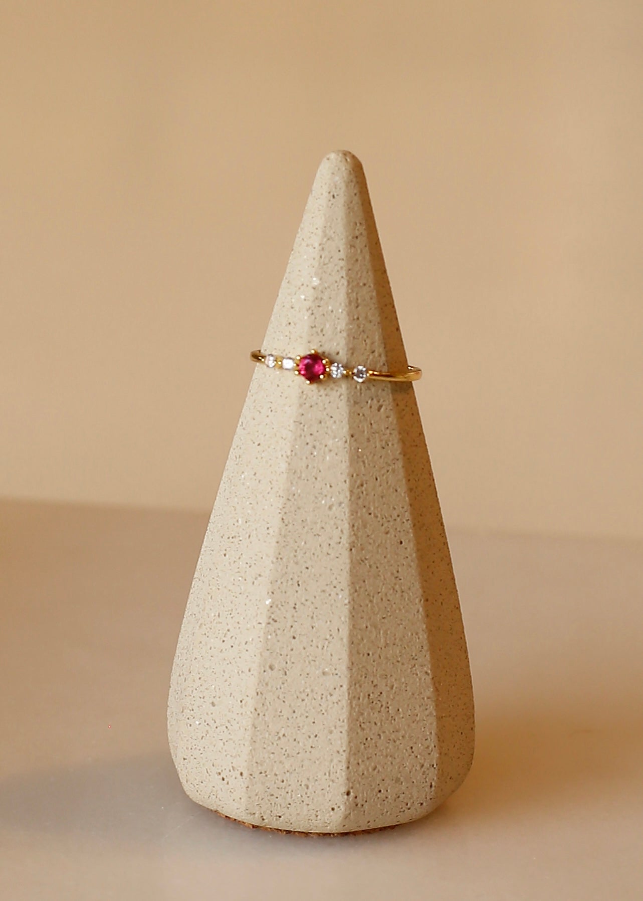 Rosè dainty ring