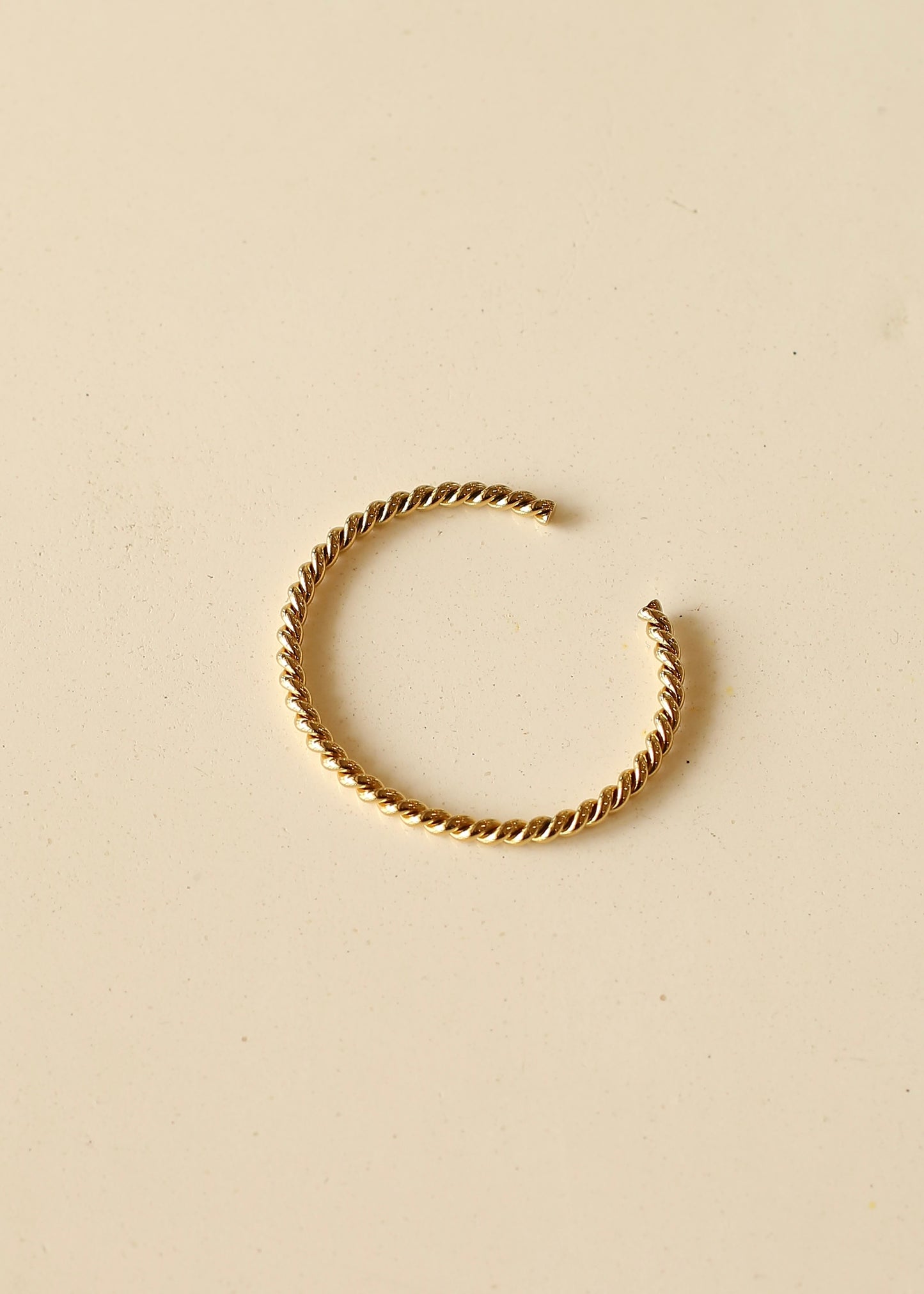 TWIST stainless steel bangle
