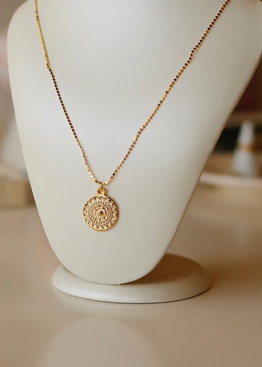 SUNMEDALLION necklace