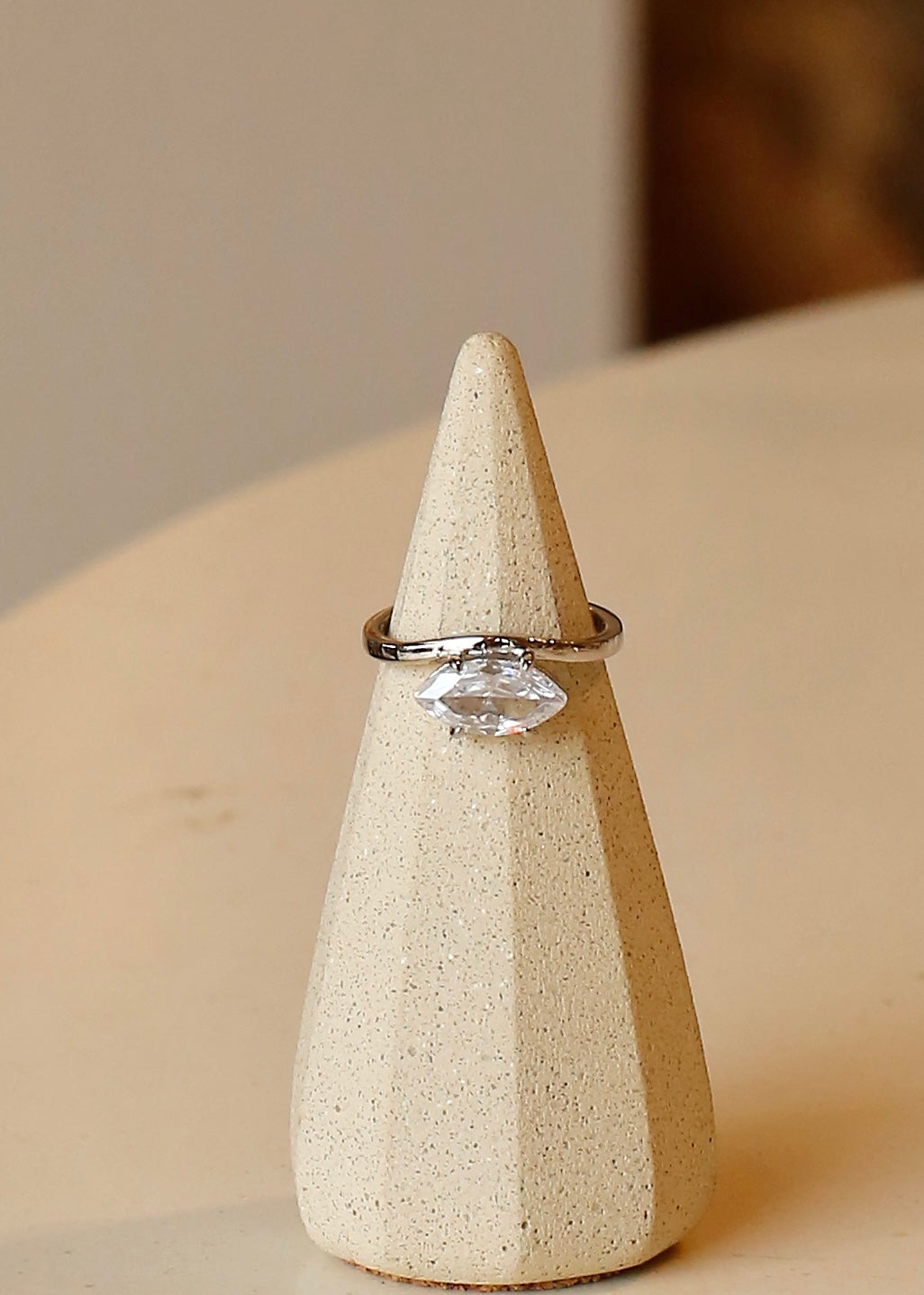 SIDEMARQUIS sterling silver ring