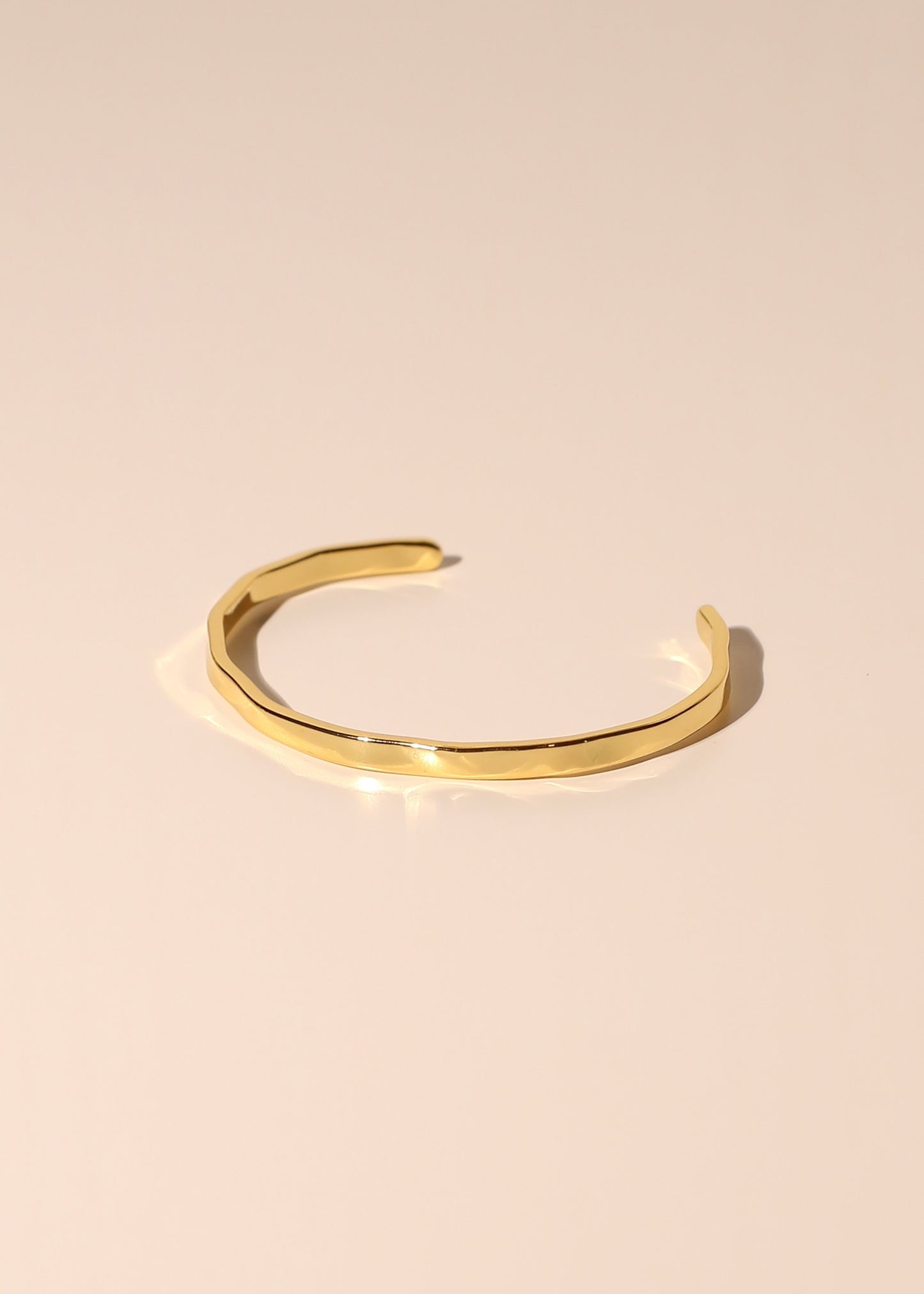 POLLY HAMMERED stainless steel bangle