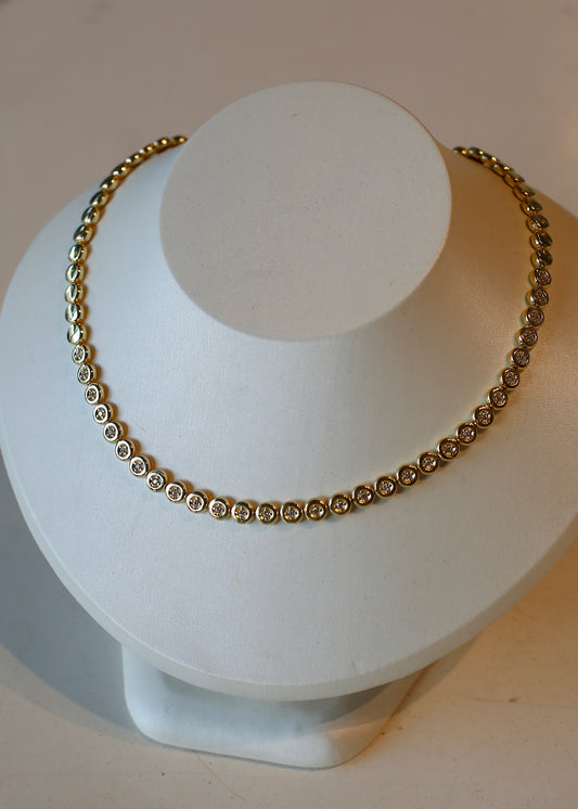 MICROPAVE tennis choker