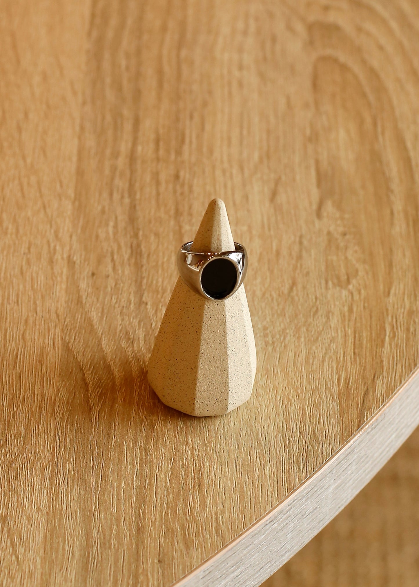UNISEX OVALBLACK ring
