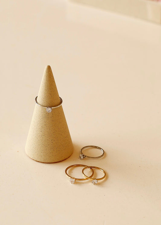 STUD ring
