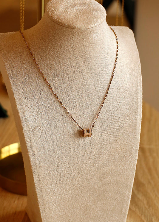 IRO necklace