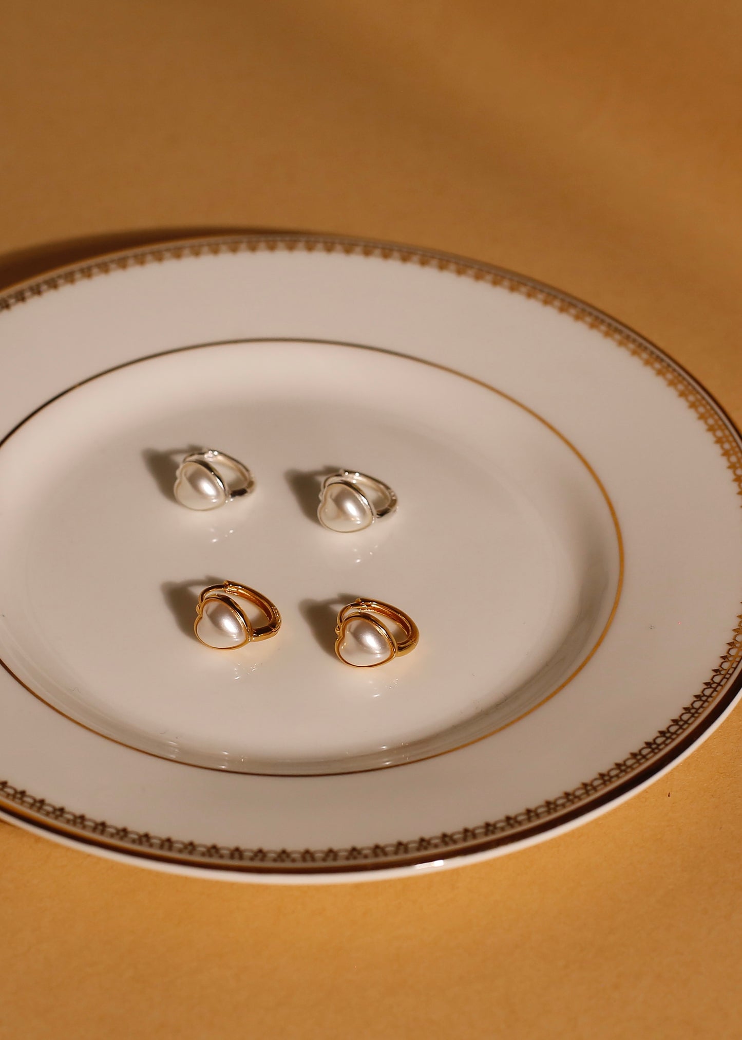 HOLIDAYHEART sterling silver hoop