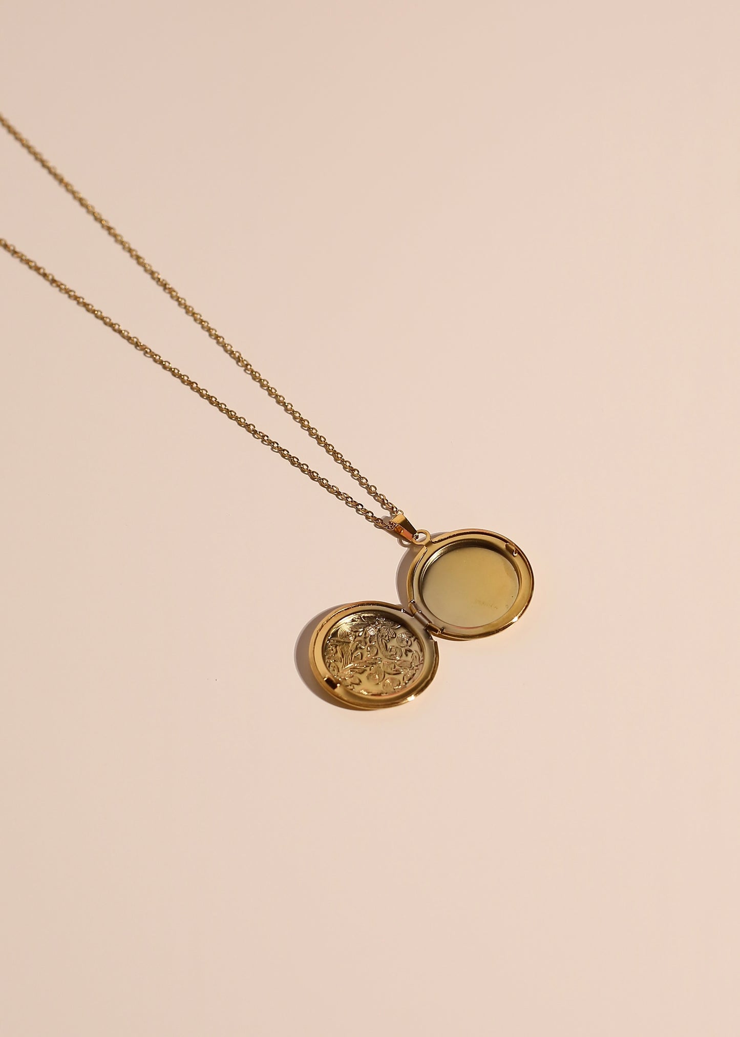 ROUNDFLORA stainless steel locket necklace