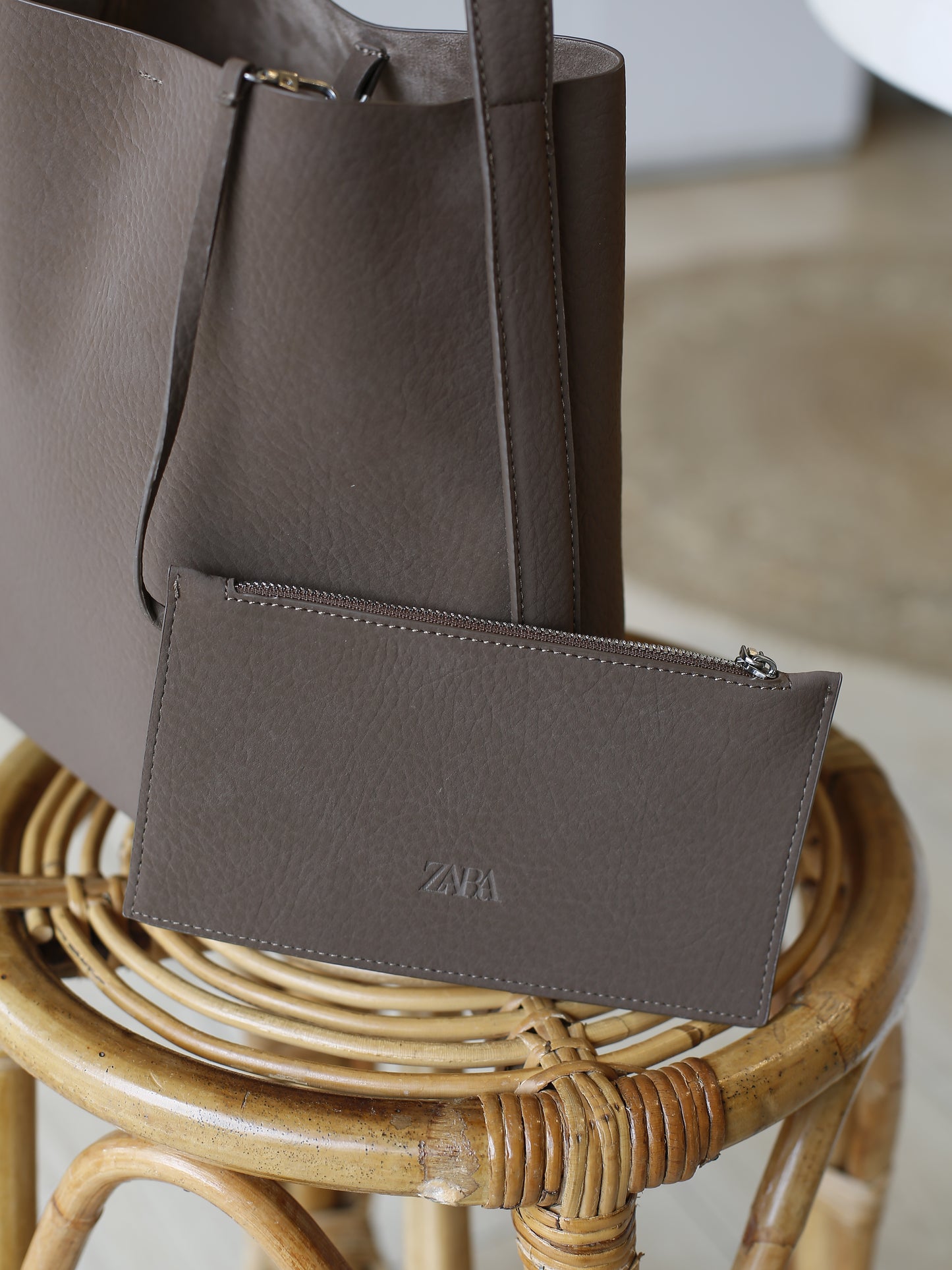 ZARA Bucket Shoulder Bag (Brown)