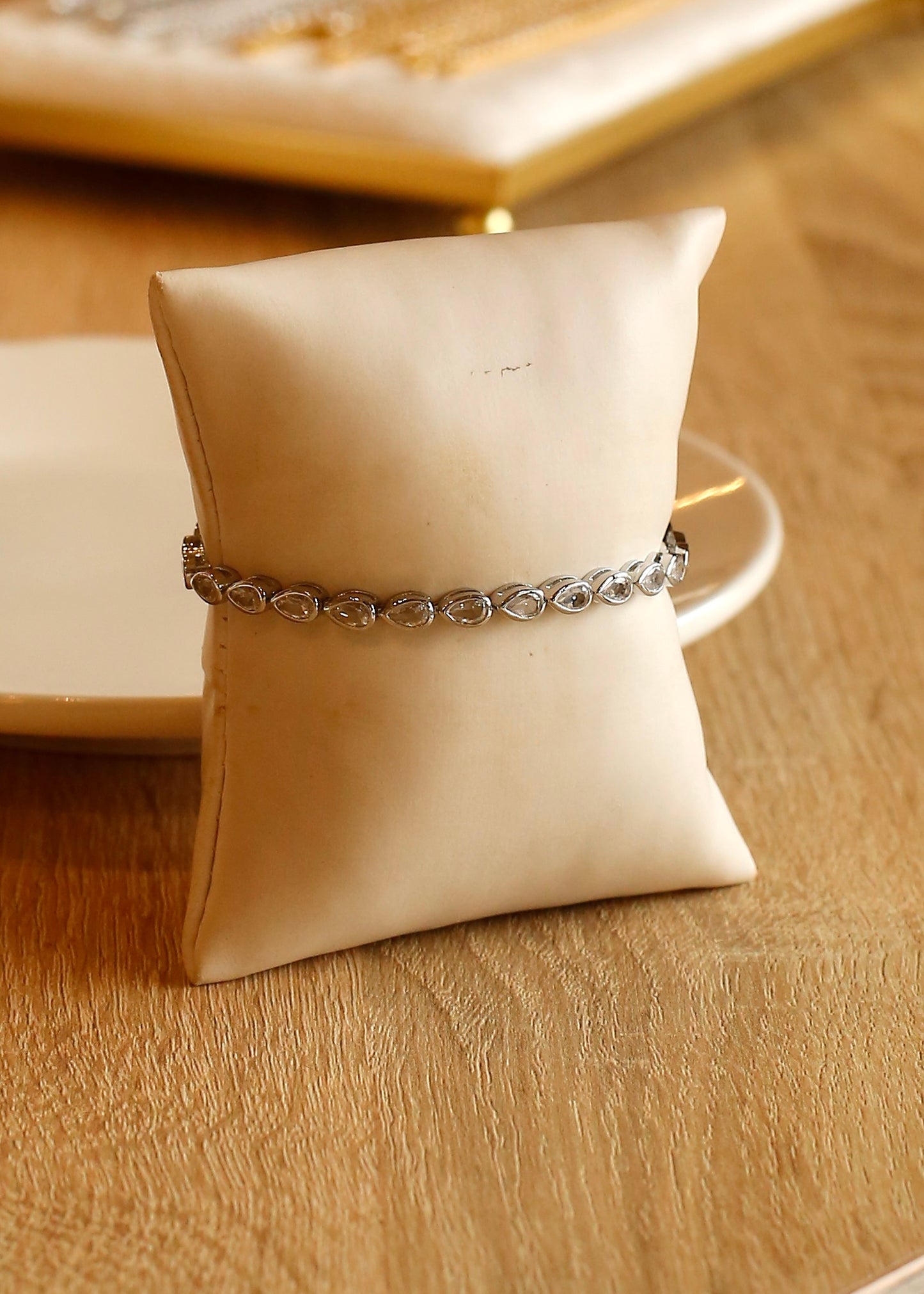 TEARDROP BEZEL tennis bracelet