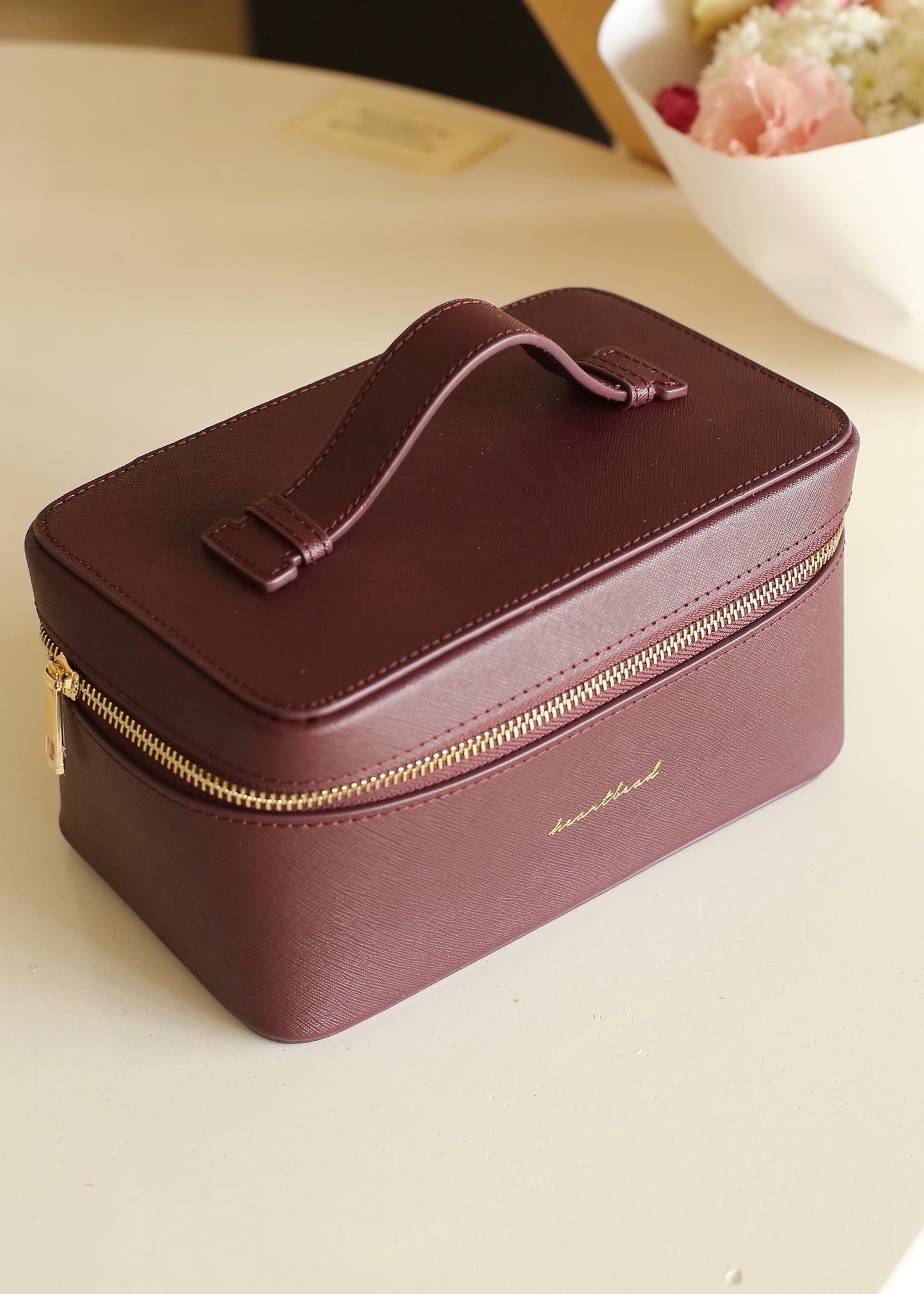 HEARTBEAD saffiano leather cosmetic bag