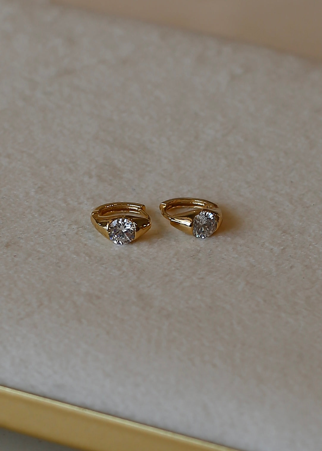 CRYSTAL hoop
