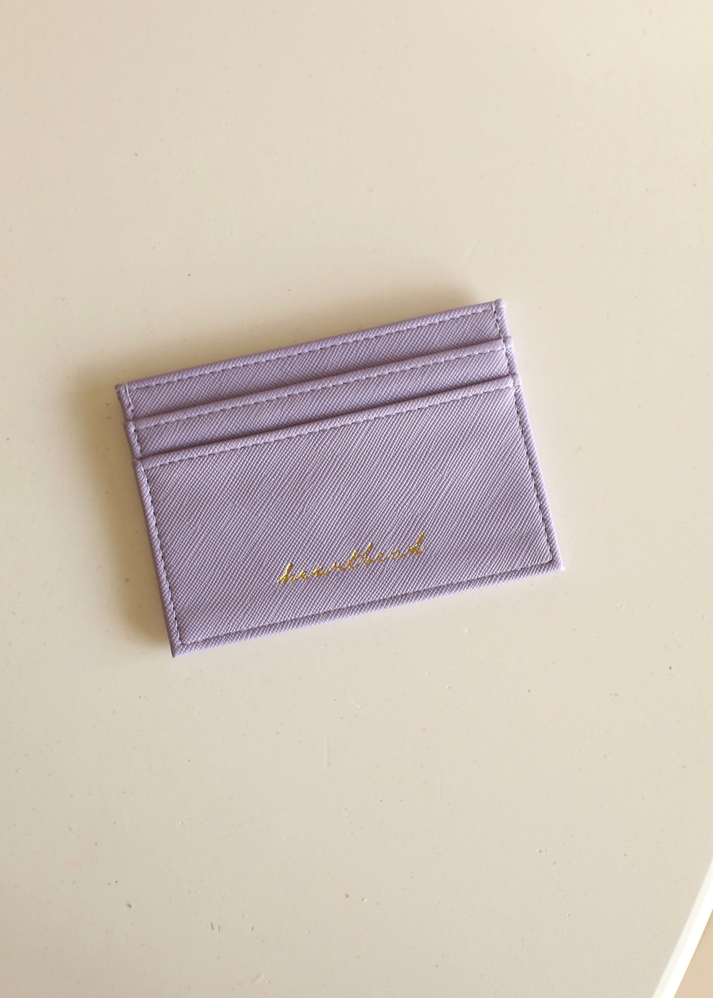 HEARTBEAD cardholder (pale lavender)