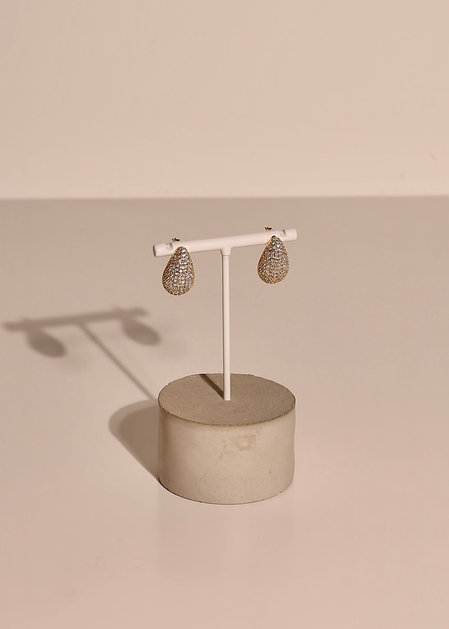 PAVETEARDROP earrings