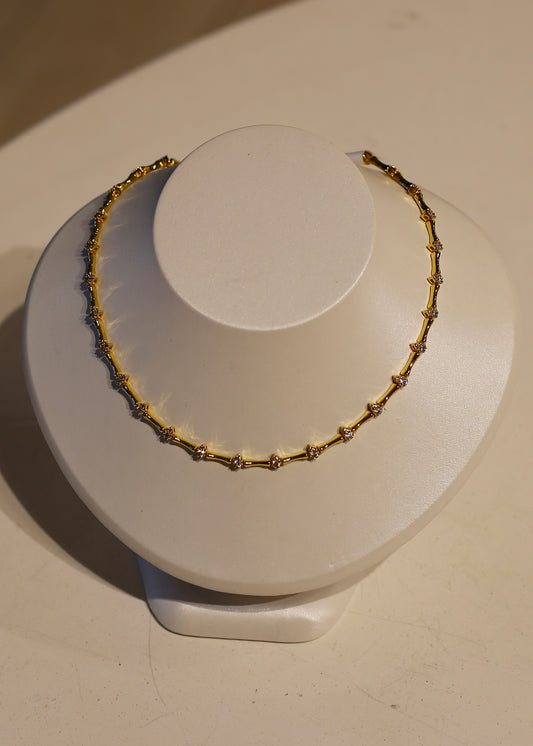 TEARDROP choker