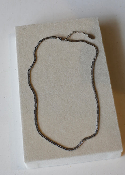 FLATCHAIN 3mm  stainless steel necklace