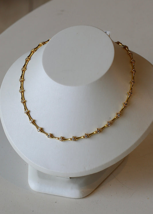 TEARDROP choker