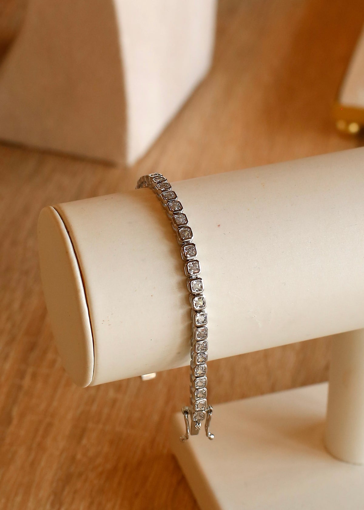 SQUAREBEZEL tennis bracelet