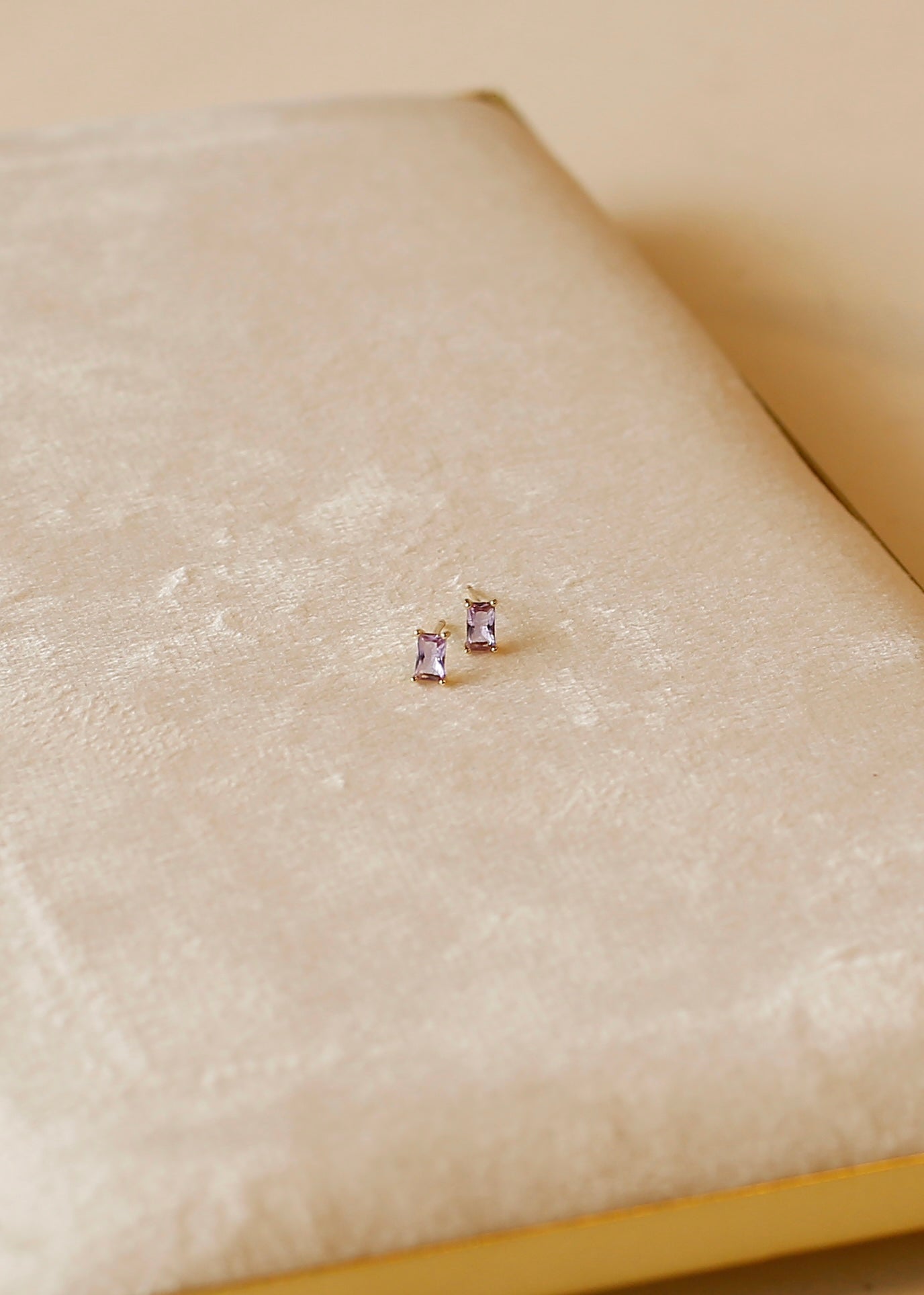BIRTHSTONE SQUARE studs