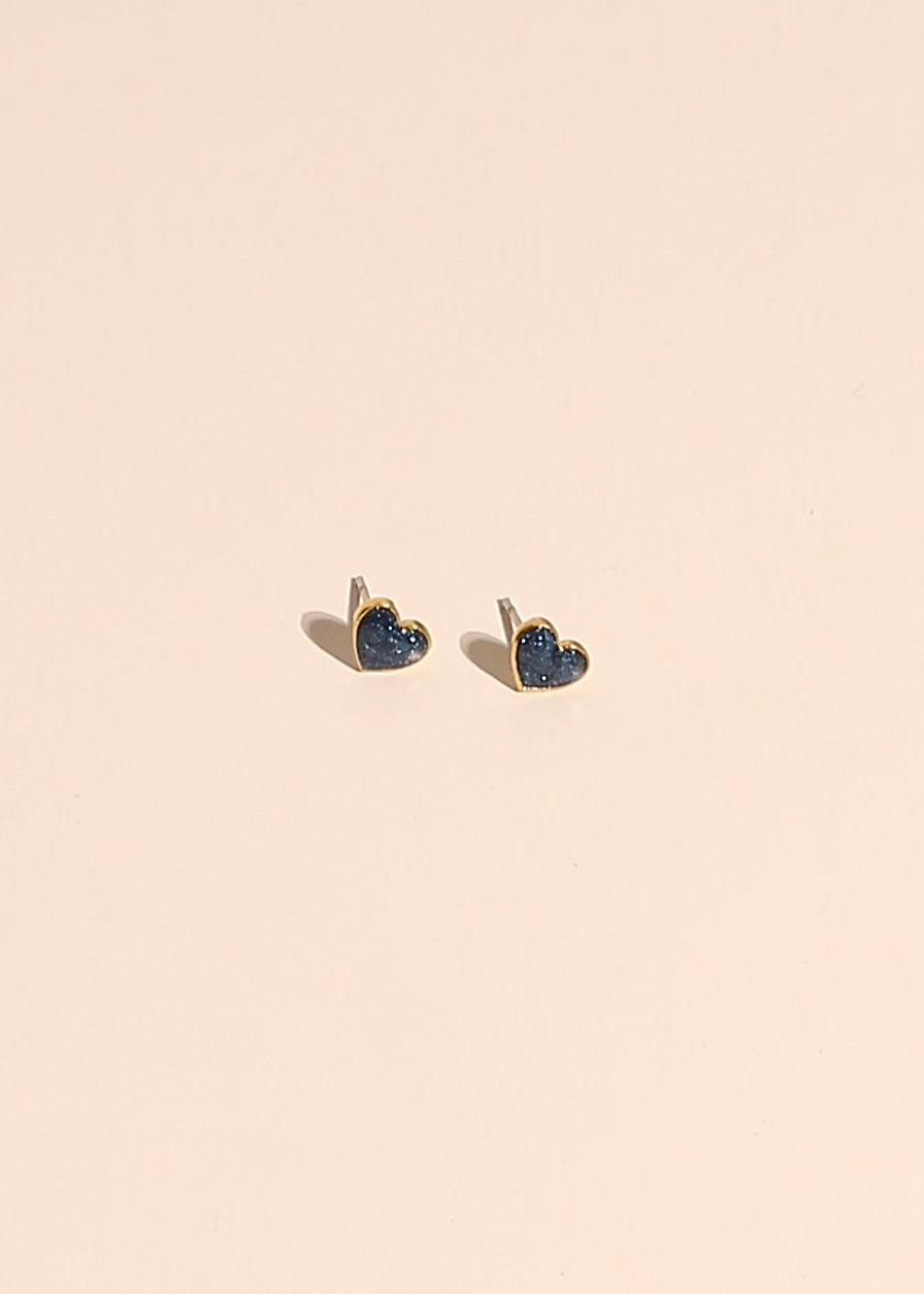 HEART (night blue) stud