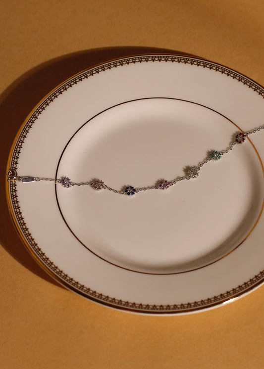 HOLIDAY eternal bloom bracelet