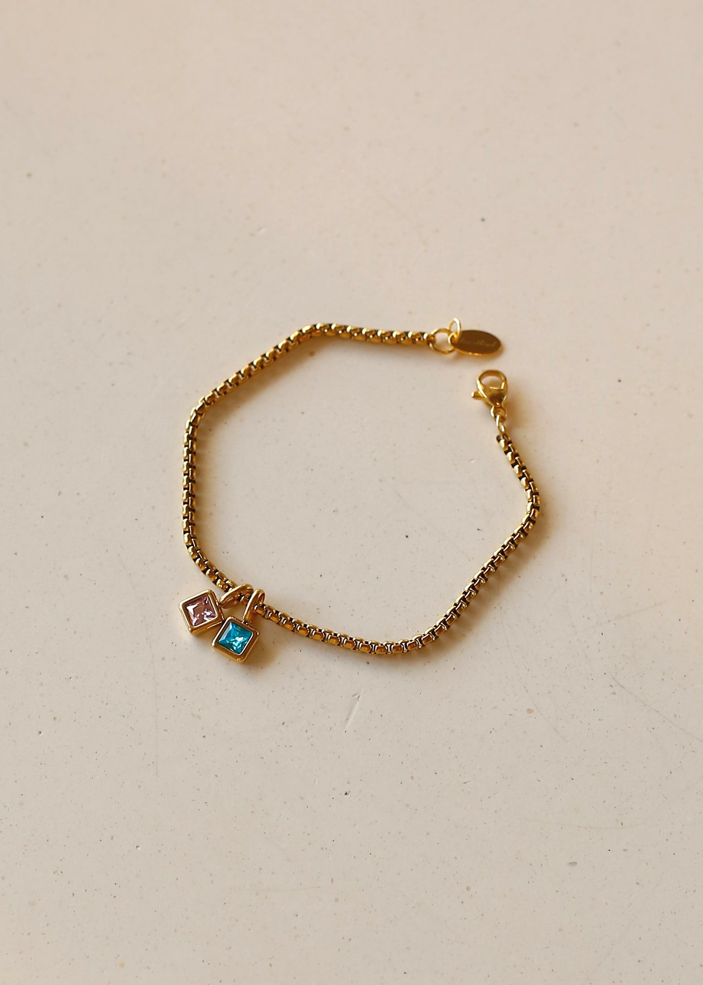 BIRTHSTONE SQUARE bracelet