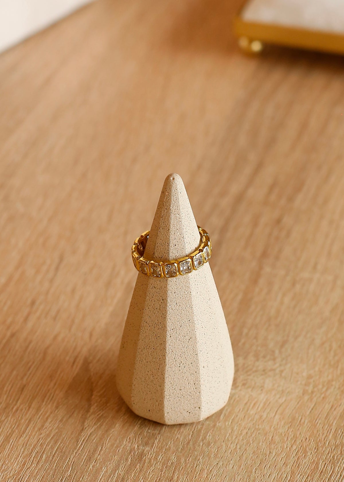 SQUAREBEZEL ring