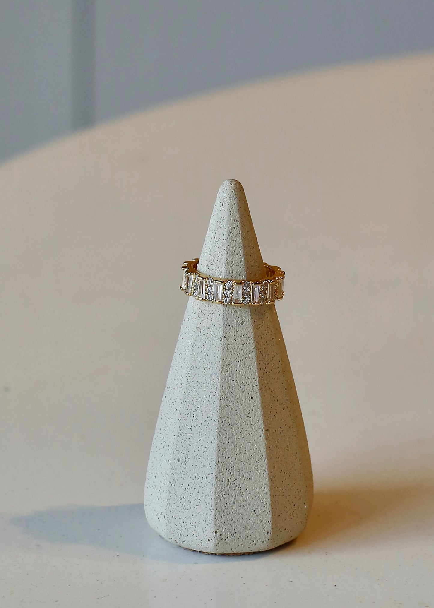 BAGUETTE ring