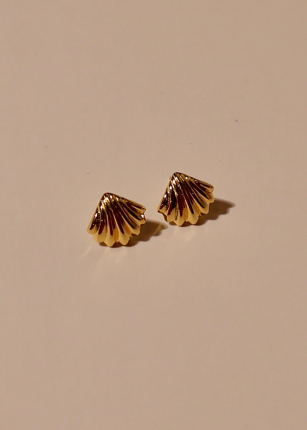 VINTAGESHELL studs