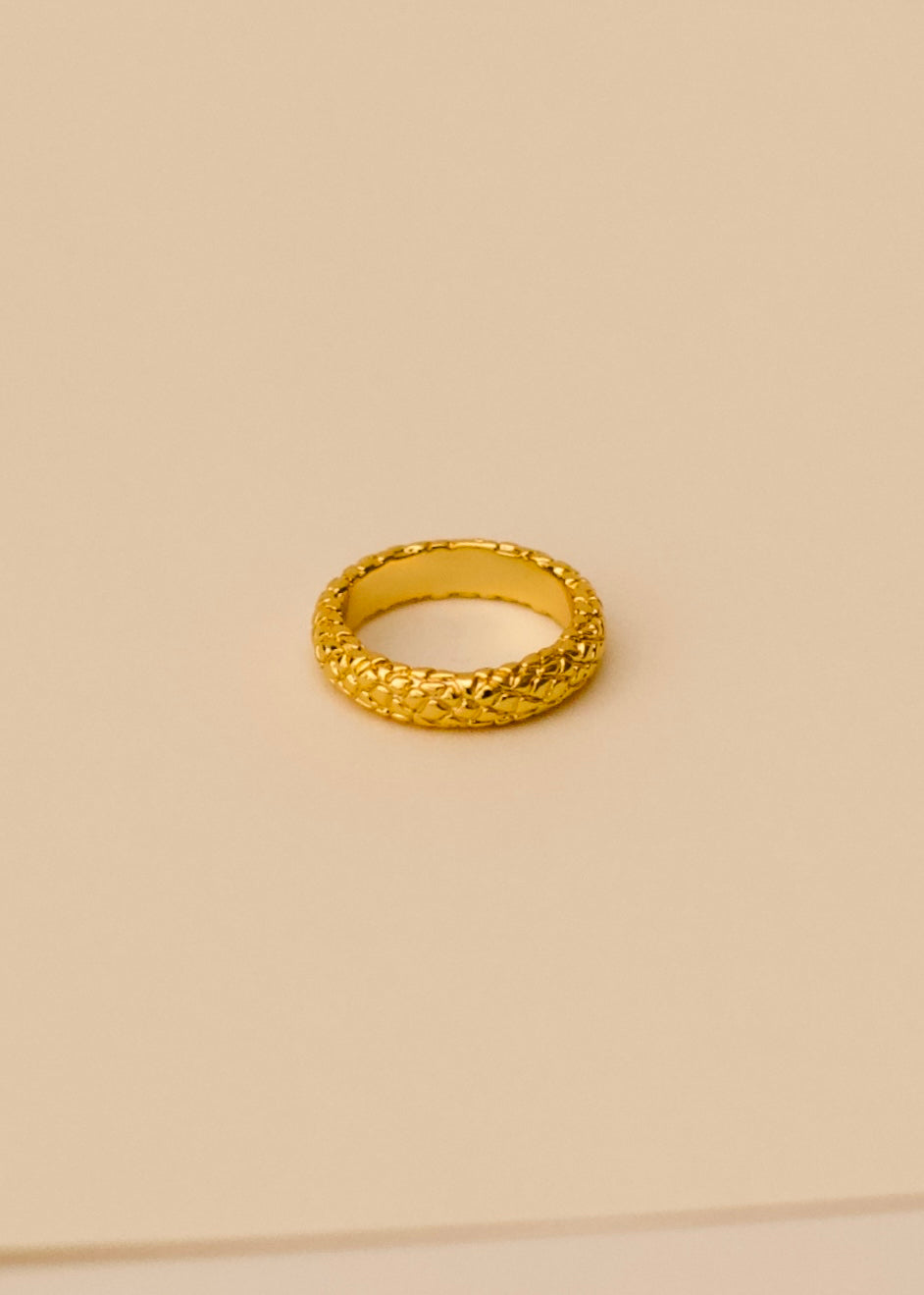 REGAL band ring