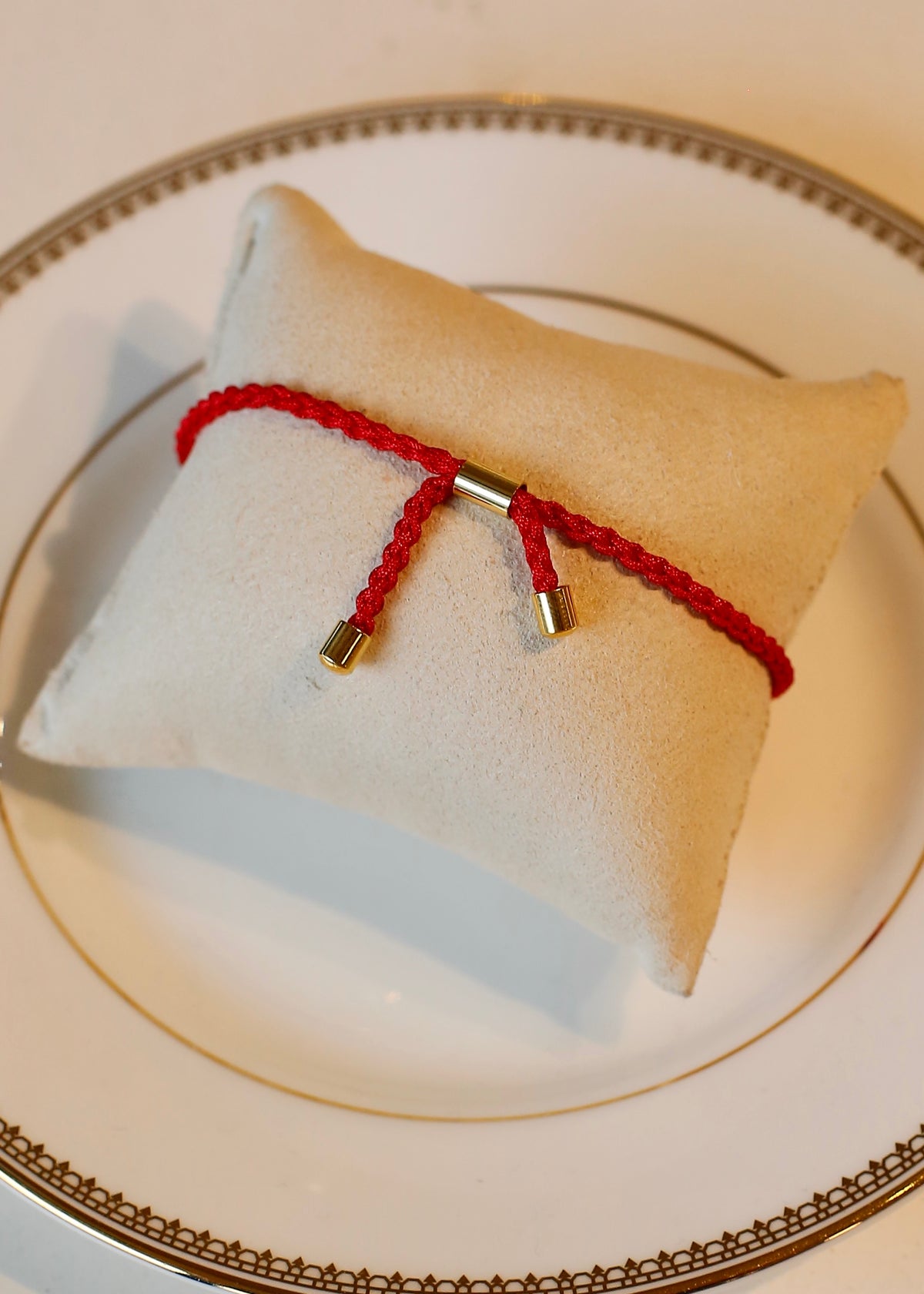 ONE SCARLET CORD bracelet