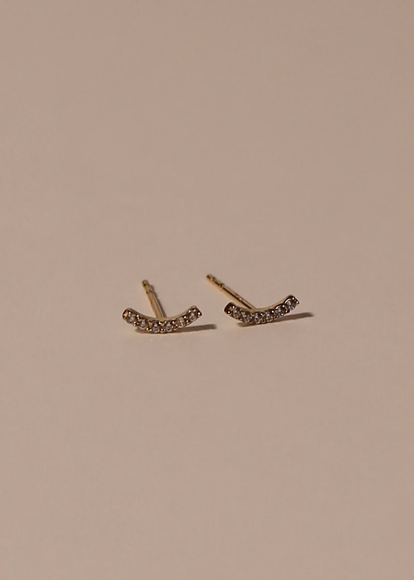 ARCH 9ct solid gold studs