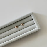 LOVE KNOT gold-filled stud
