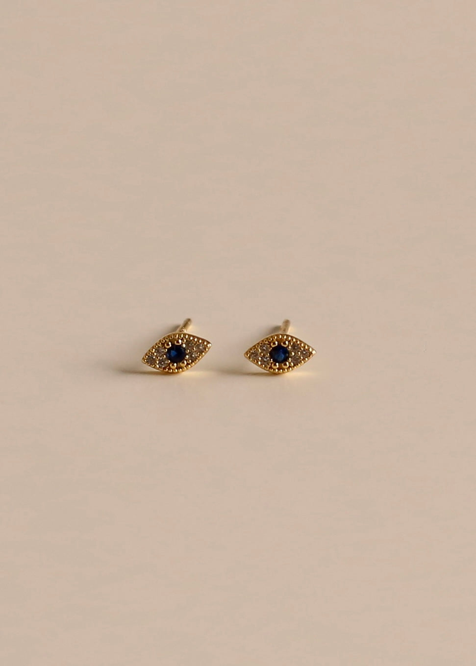 SAPPHIRE EVIL EYE stud